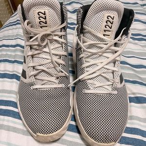 Pro Bounce Madness 2019 'Cloud White Black'